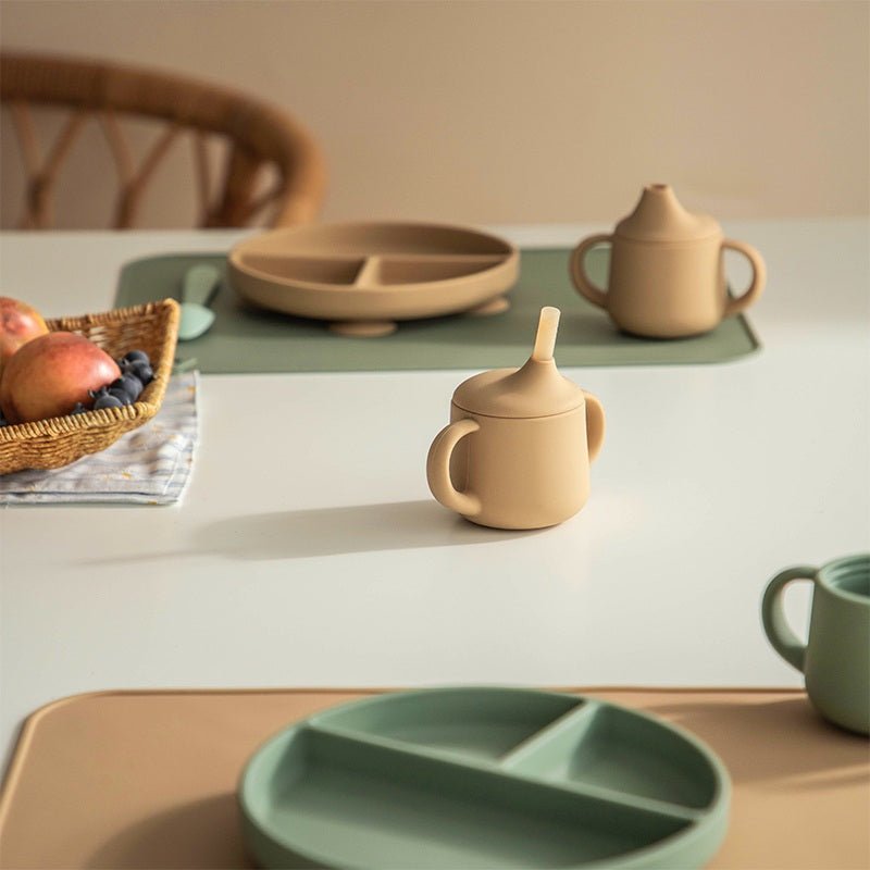 Moonkie.de-Blitzverkauf: Erste-Stufe SchnabelBecher (Rouge)-DC-4-9