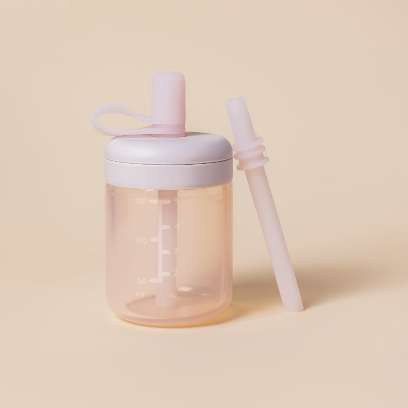 Silikon-Trinkbecher mit Strohhalmen