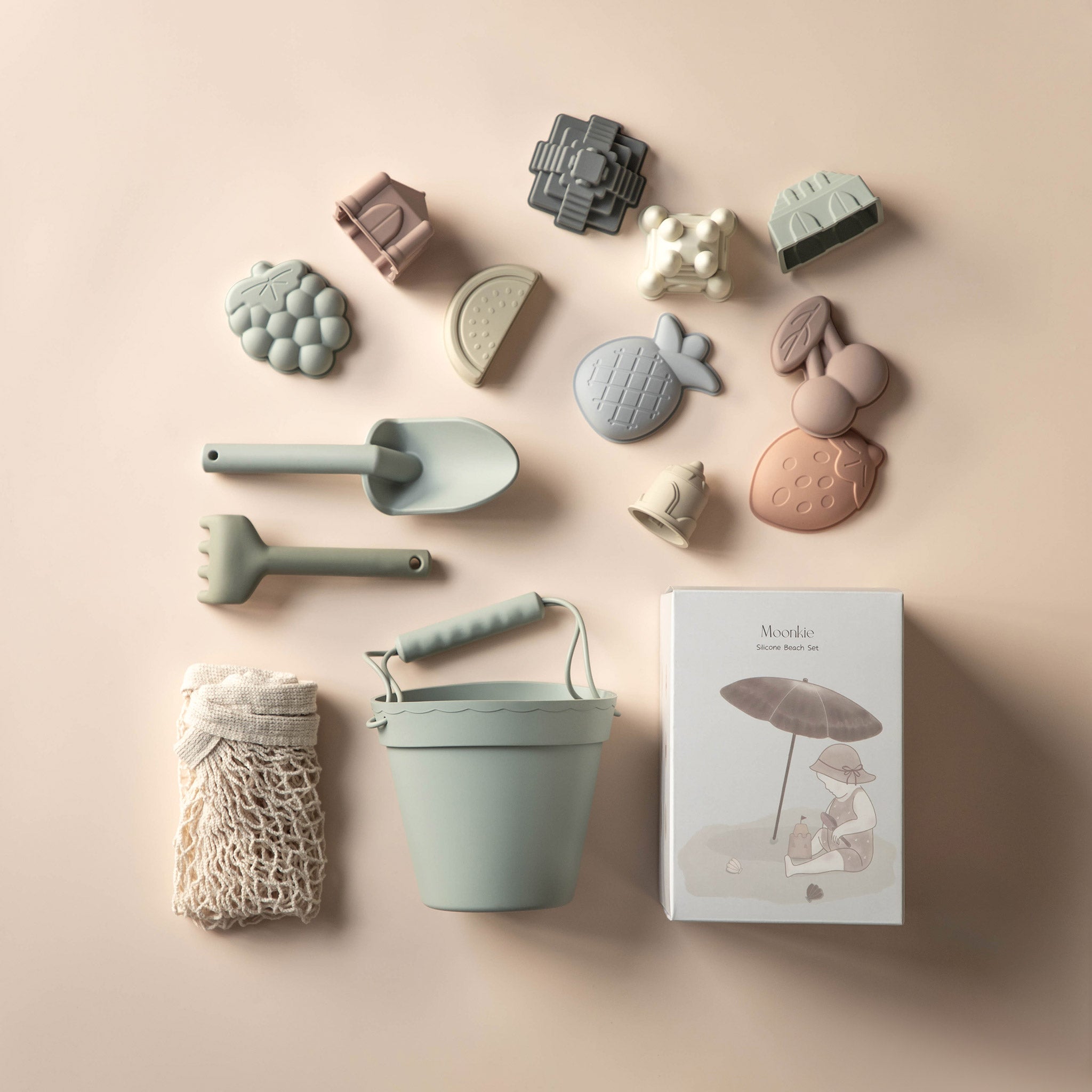 Moonkie.de-Silikon-Strandspielzeug-Set (Ether)-Luxe Box Geschenkset-BT-08-12