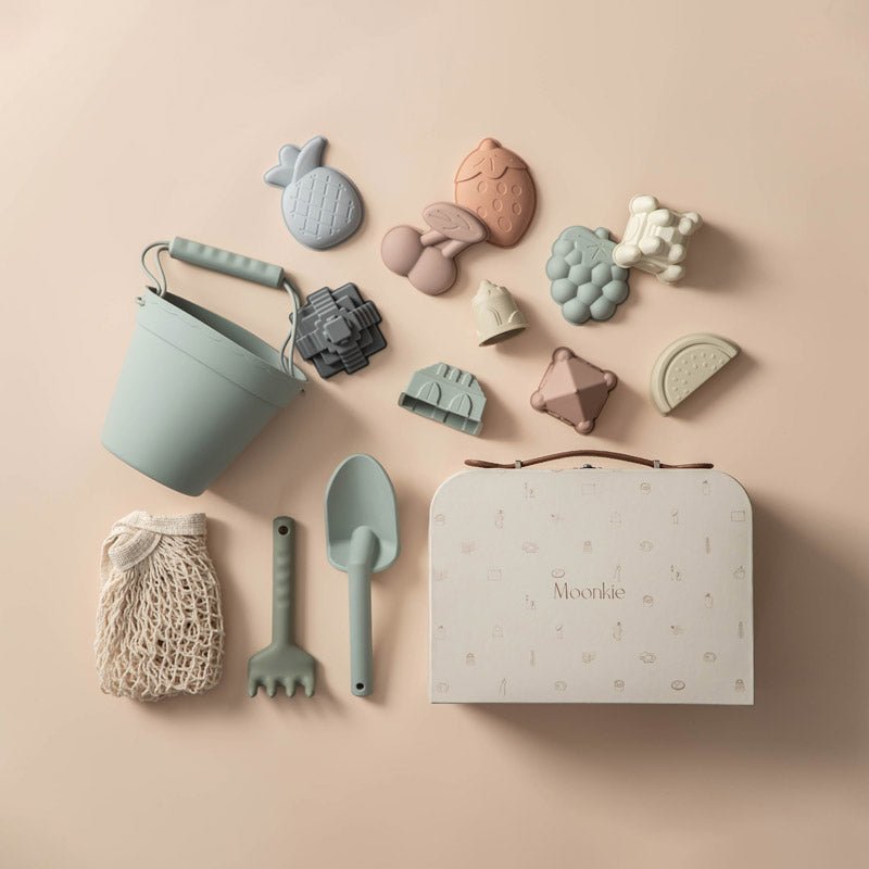 Moonkie.de-Silikon-Strandspielzeug-Set (Ether)-Luxe Box Geschenkset-BT-08-1