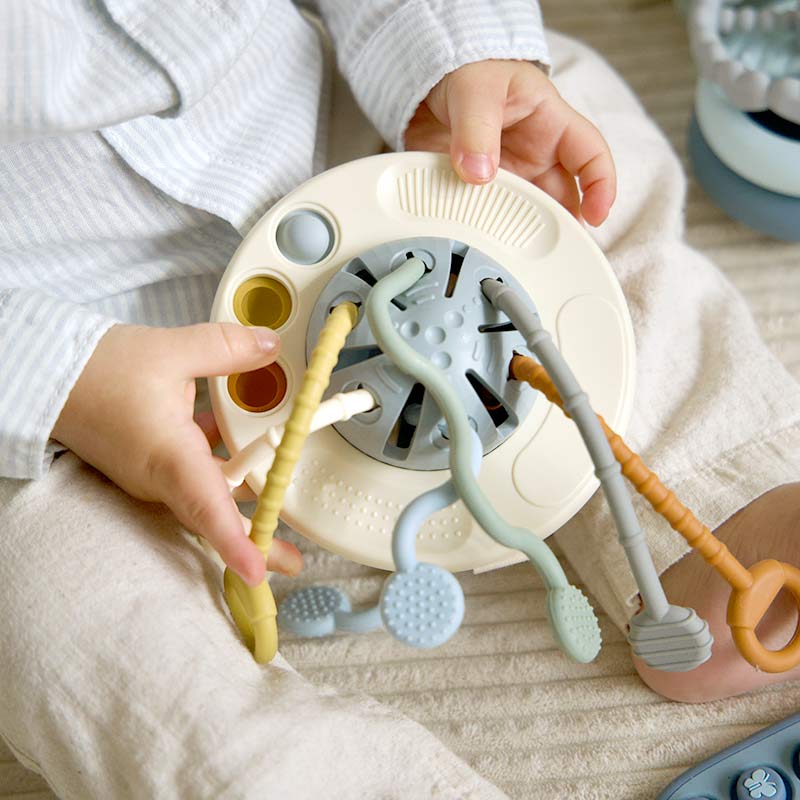 UFO Silikon-Ziehspielzeug